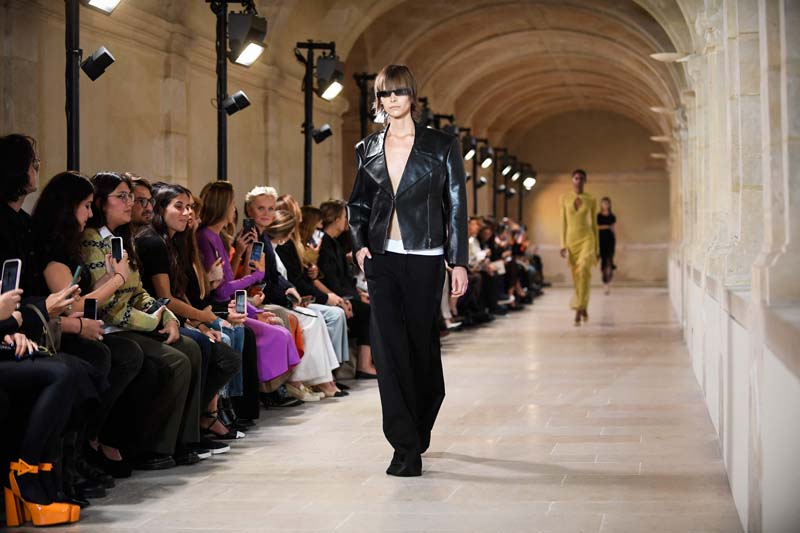 Victoria Beckham İlkbahar/Yaz 2023