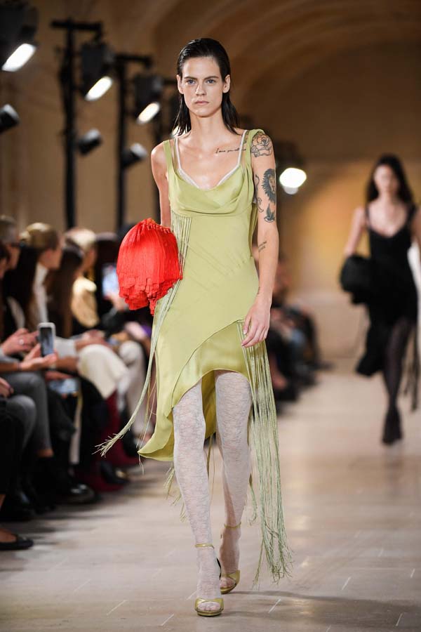 Victoria Beckham İlkbahar/Yaz 2023