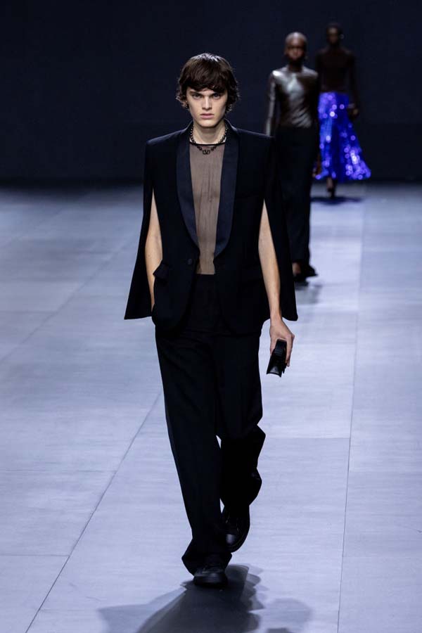 Valentino İlkbahar/Yaz 2023 koleksiyonu