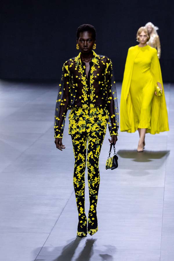 Valentino İlkbahar/Yaz 2023 koleksiyonu