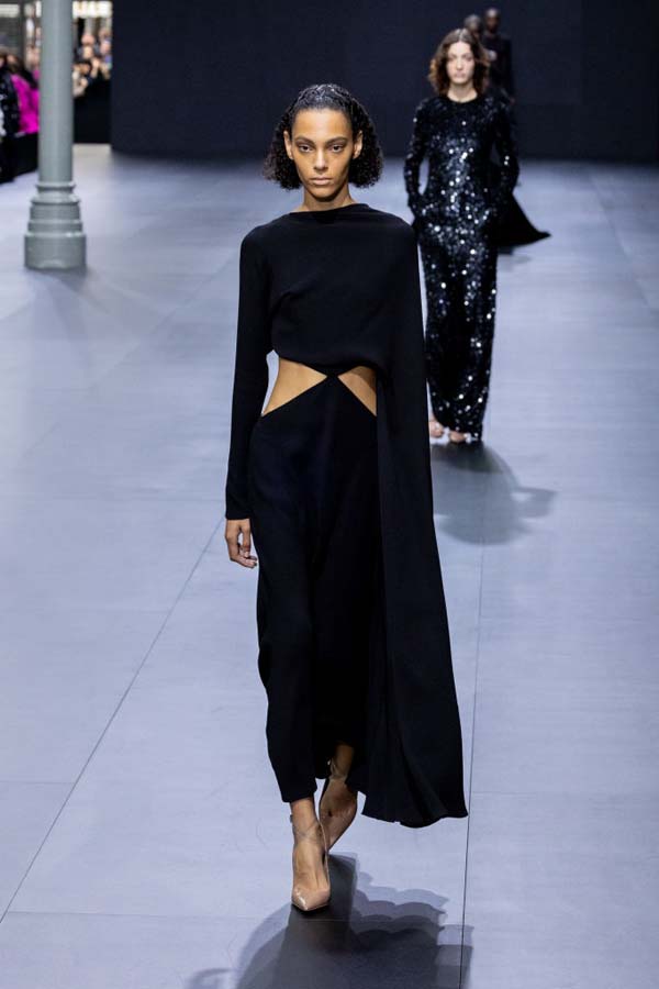 Valentino İlkbahar/Yaz 2023 koleksiyonu