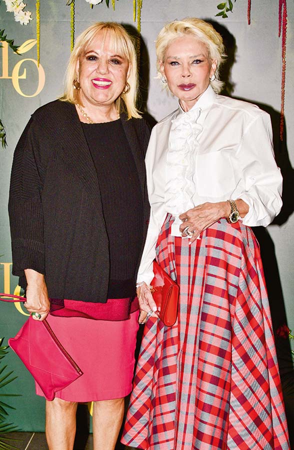 Cemiyet ve sanat hayatının ünlüleri bir araya geldi