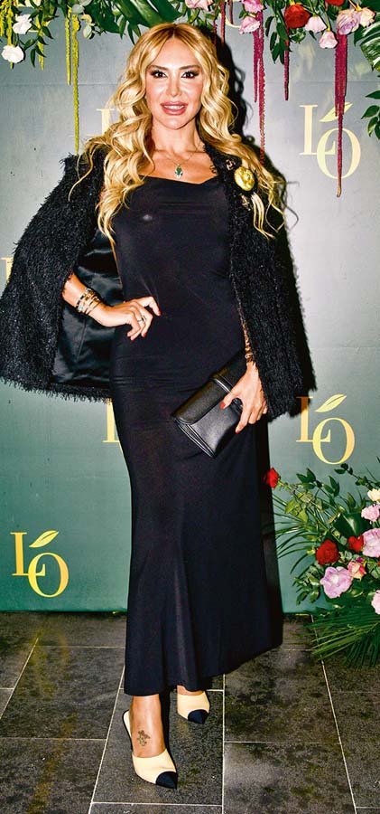 Cemiyet ve sanat hayatının ünlüleri bir araya geldi