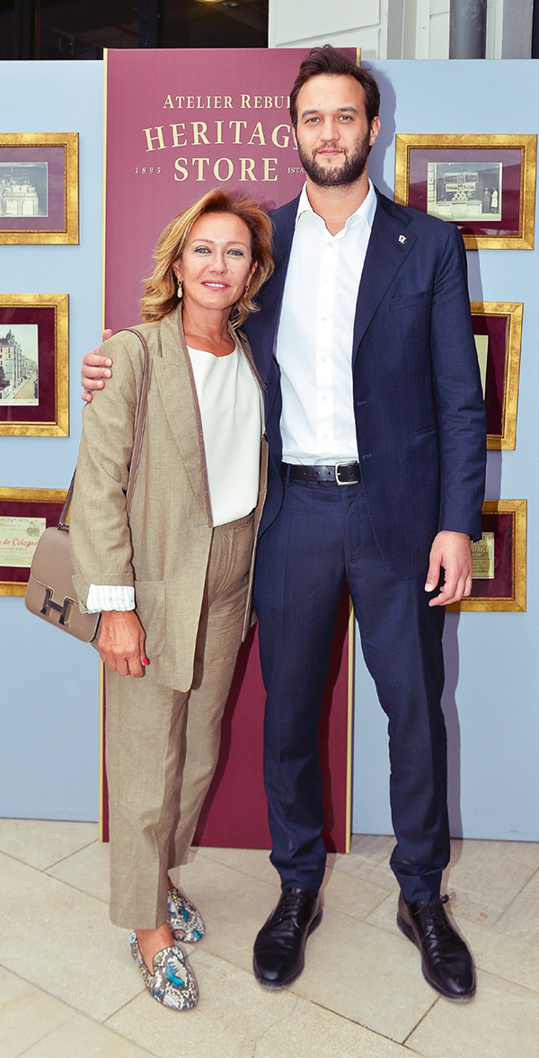 Tarih kokan yeni mağaza