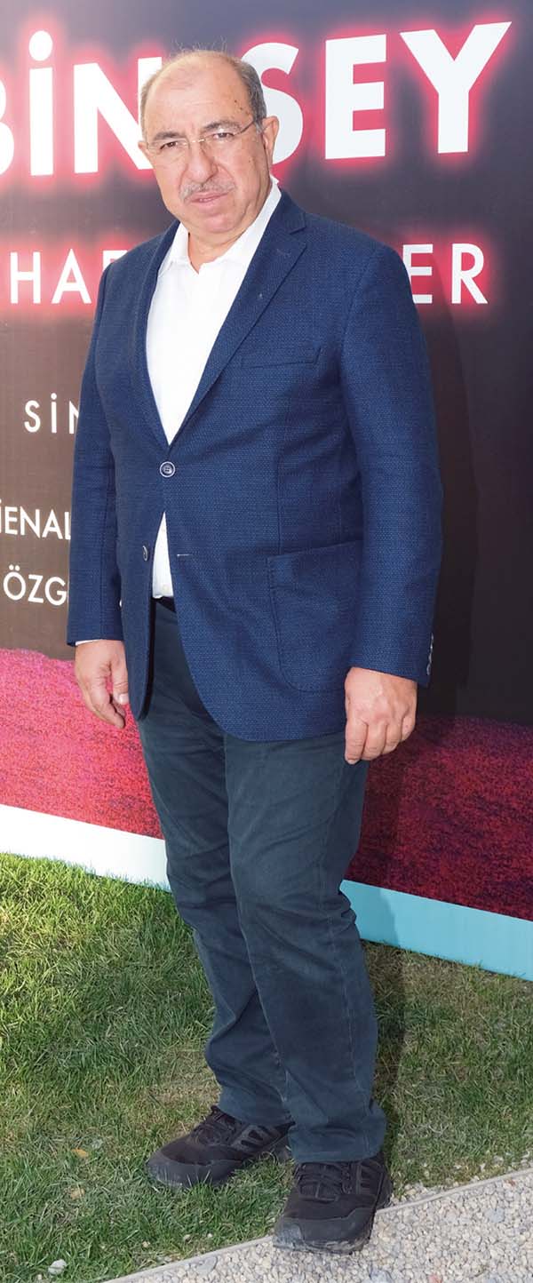 Güney Afrikalı sanatçı Bienal için İstnbul'da