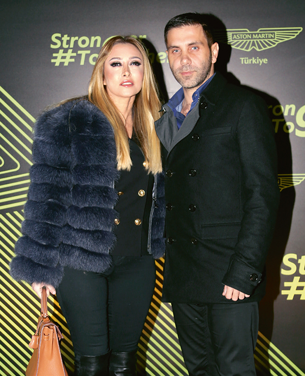 Yeni modele şık tanıtım