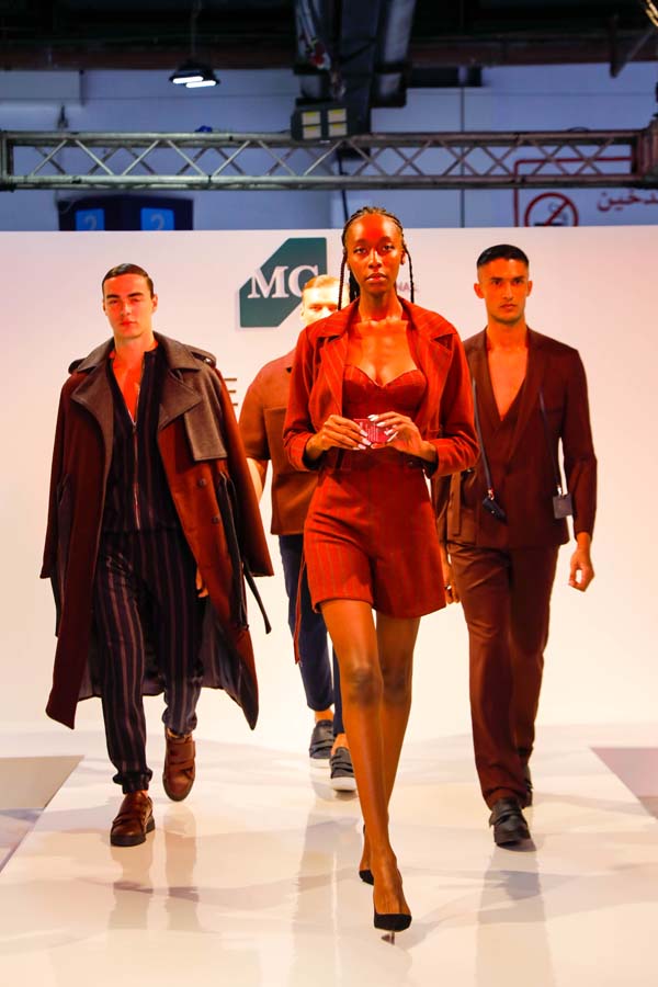 Emre Erdemoğlu kokulardan ilham alarak  yeni koleksiyonunu tasarladı