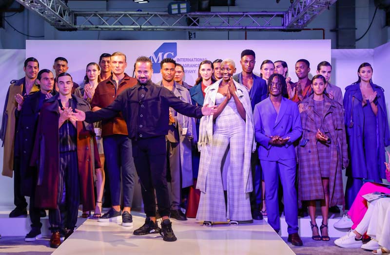 Emre Erdemoğlu kokulardan ilham alarak  yeni koleksiyonunu tasarladı