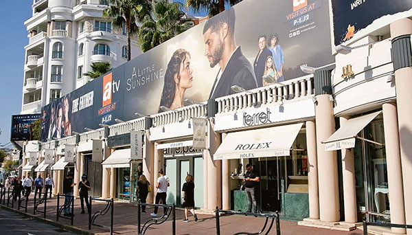 Cannes’da atv rüzgarı