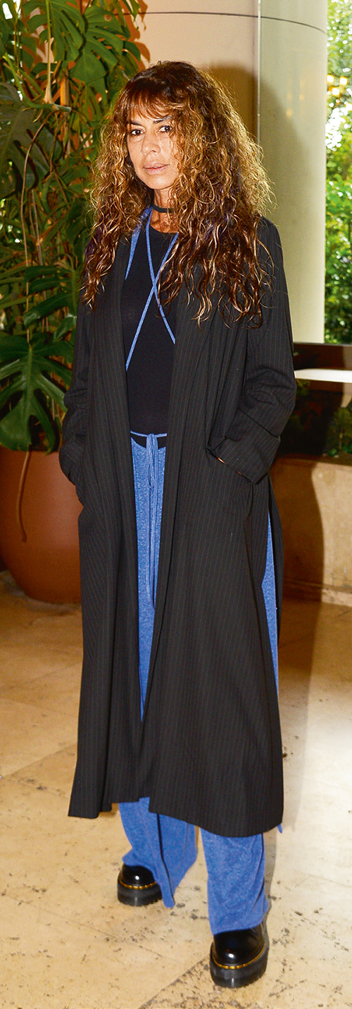 Sedef İybar'ın davetinde dostları bir araya geldi