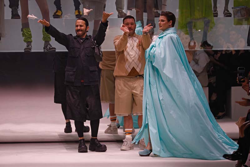 Linda Evangelista, İtalyan moda markası için poz verdi