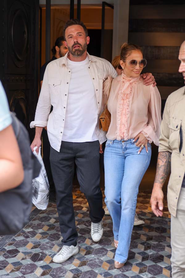Jennifer Lopez ''Ben ile ayrıldıktan sonra hayatımın en büyük kalp kırıklığını yaşadım''