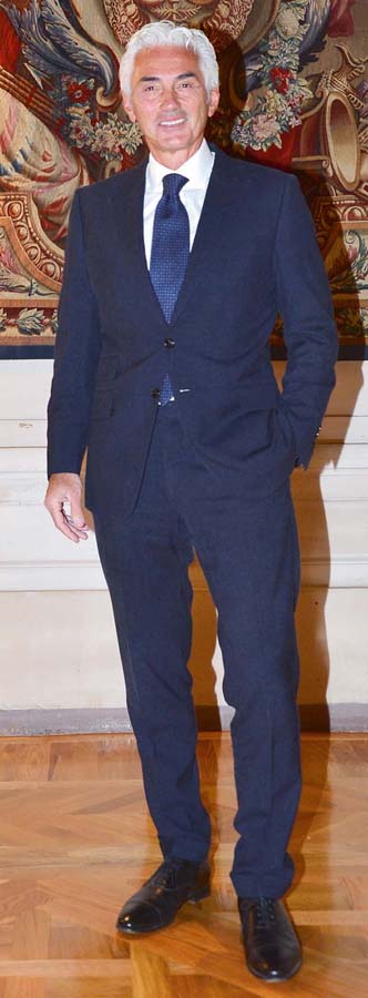Ali Başman Fransız nişanı aldı