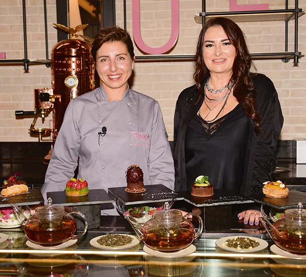 Çay saatinde lezzetli buluşma