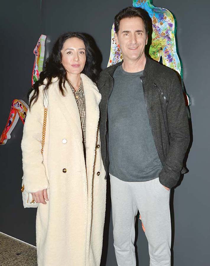 Ressam kardeşler birlikte sergi açtı