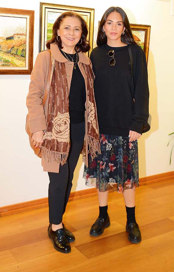 ‘Doktordan Resim Sergisi’ne büyük ilgi