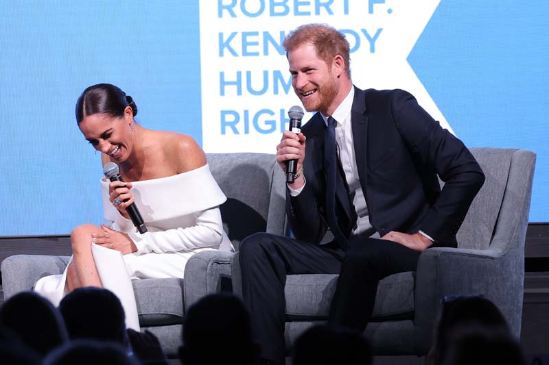 Meghan Markle ve Prens Harry'ye insan hakları ödülü verildi