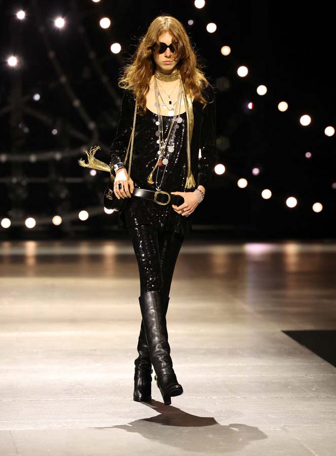 Celine, 2023 Sonbahar/Kış koleksiyonunu tanıttı