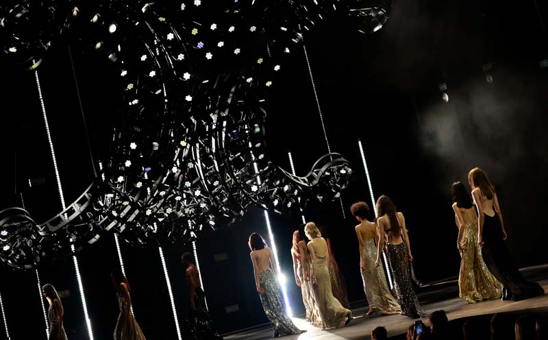 Celine, 2023 Sonbahar/Kış koleksiyonunu tanıttı