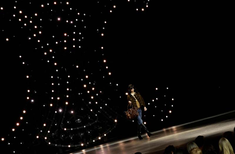 Celine, 2023 Sonbahar/Kış koleksiyonunu tanıttı