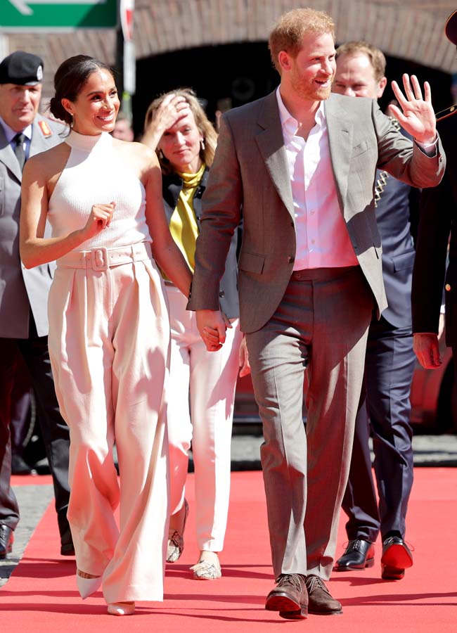 Prens Harry ve Meghan Markle'ın unvanları elinden alınacak mı?