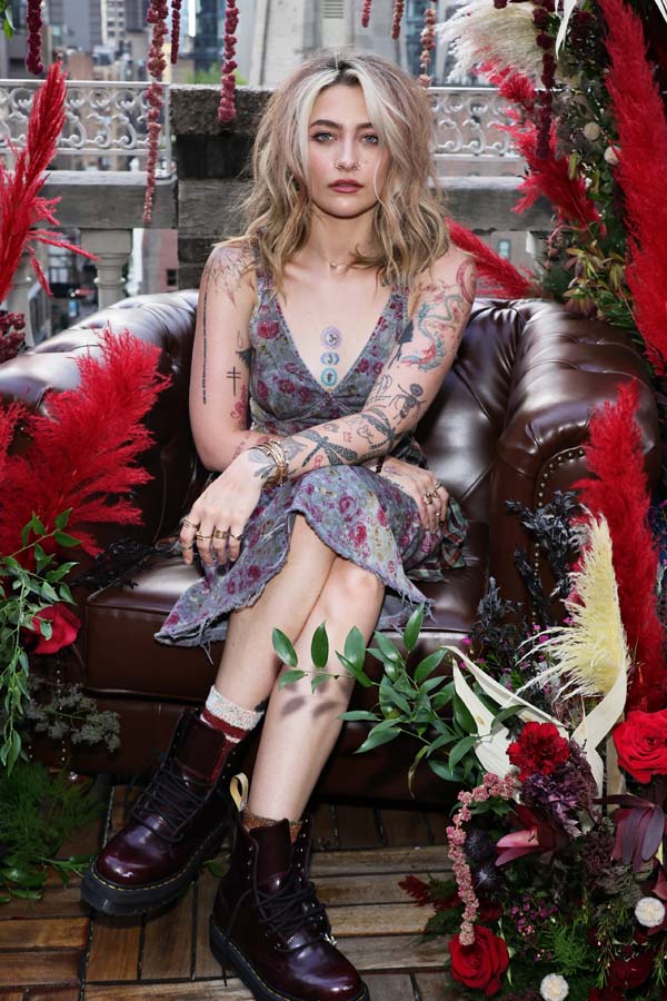 Paris Jackson ünlü markanın 2023 Pre-Fall kampanyasında