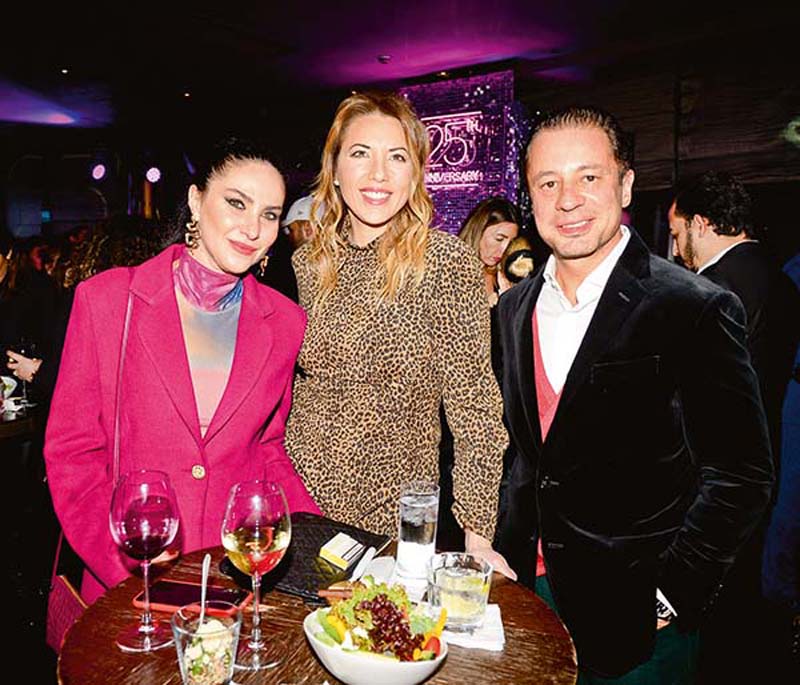 25.yaşa muhteşem kutlama