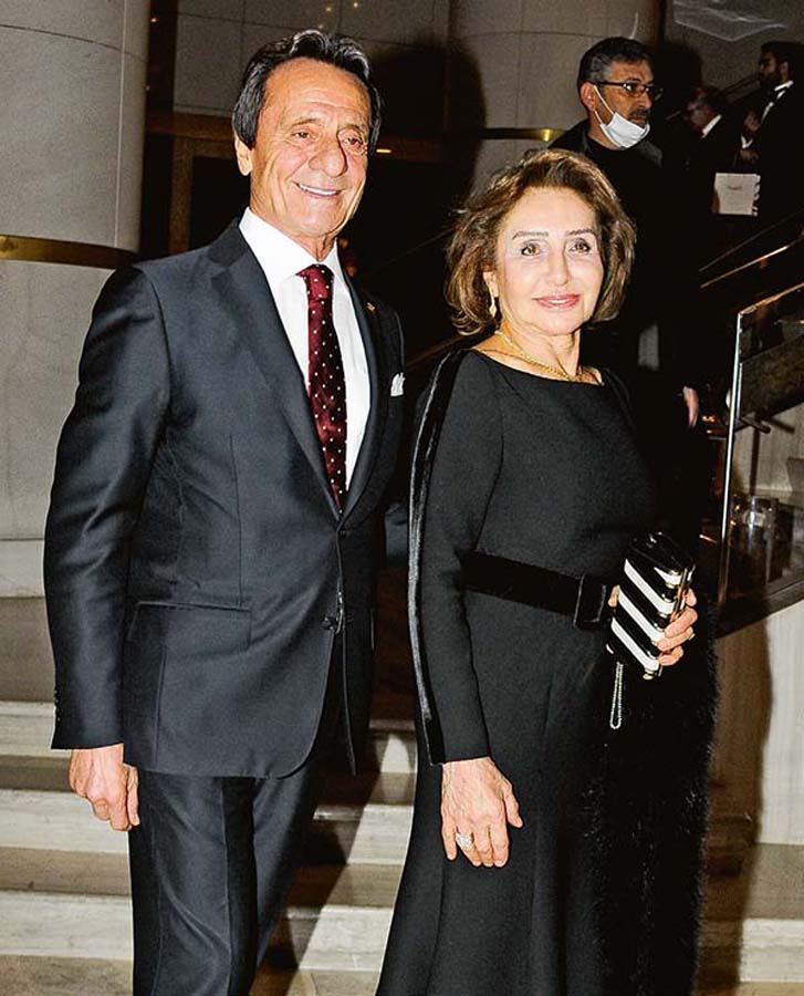 Hakan Ateş, görkemli bir düğünle evlendi