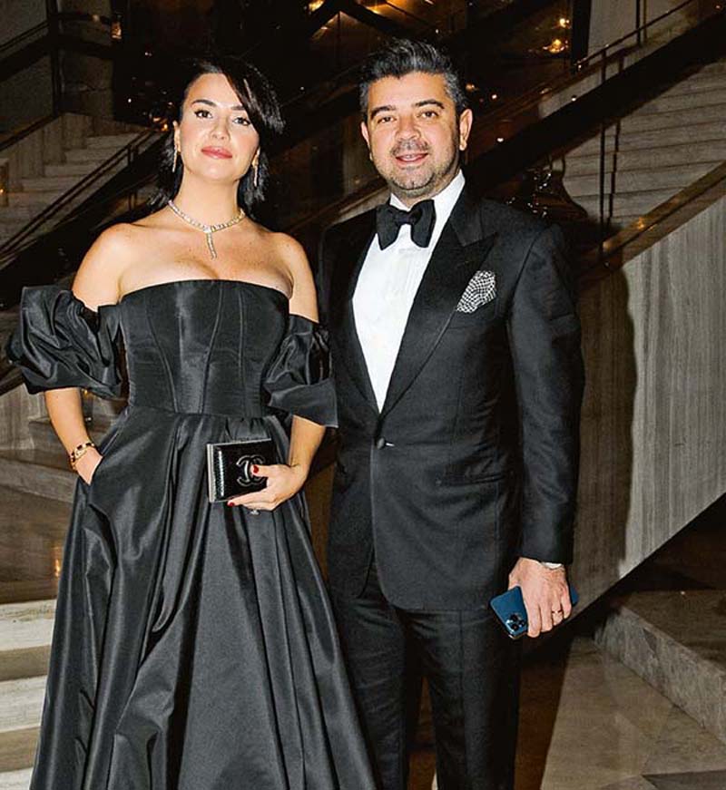 Hakan Ateş, görkemli bir düğünle evlendi