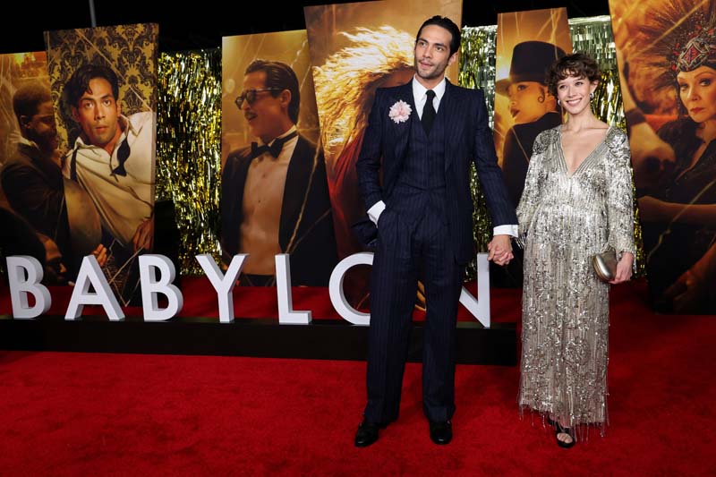 'Babylon' prömiyerinde kırmızı halı şıklığı