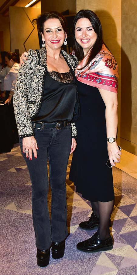 Alışveriş ile sohbet bir arada