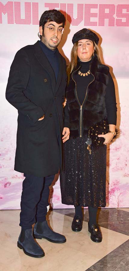 Dijital modayla evrenler arası yolculuk