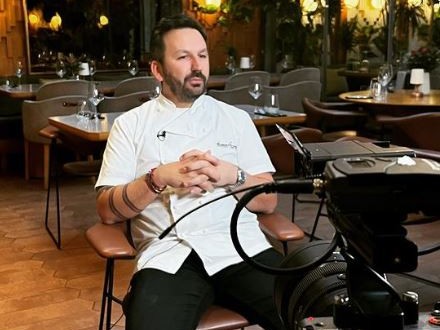 İsmet Saz'ın mutfağındayız