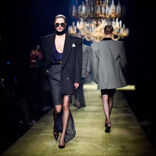 Saint Laurent Sonbahar /Kış 2023 koleksiyonu
