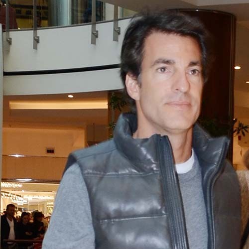 Ünlü moda devinin veliahdıyla aşk yaşıyor