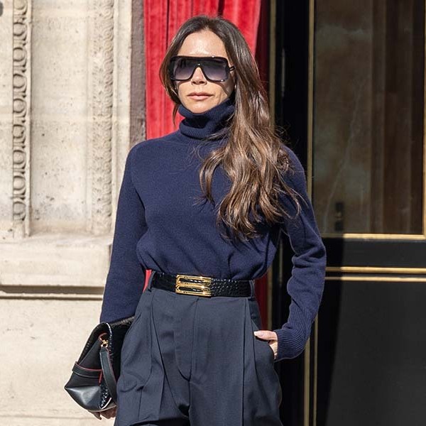 Victoria Beckham'dan mutlu aile pozu!