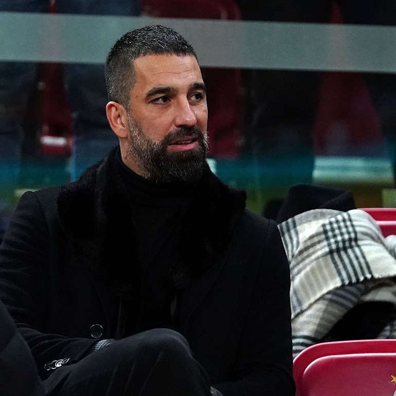 Arda Turan sahalara geri dönüyor!