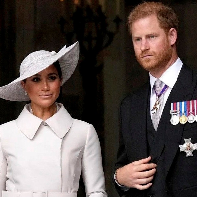 Kızları Lilibet'in vaftiz haberini 'prenses' unvanıyla duyurdular