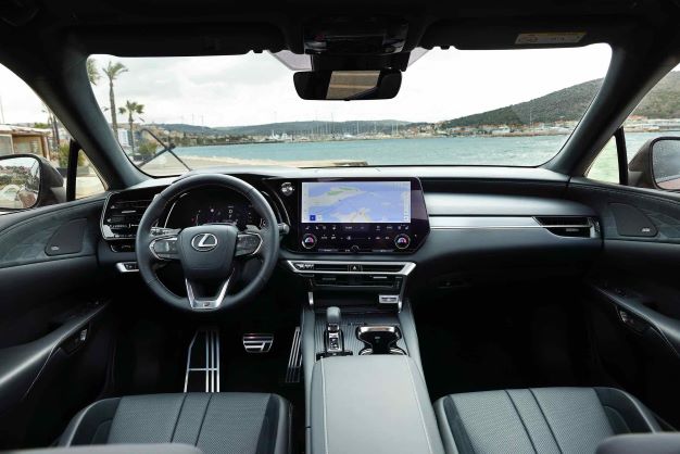 Lexus RX, iç mekan özellikleri