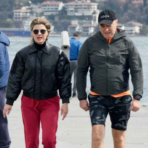 Tuğba Coşkun ve Fikret Orman'ın güzel havada boğaz keyfi