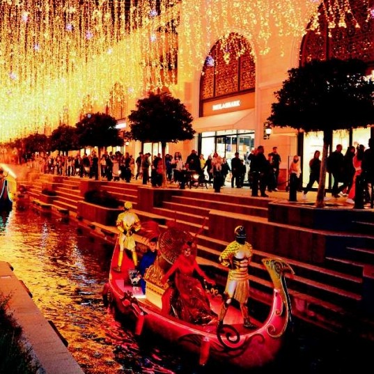 The Land Of Legends'ın efsanevi dünyasını keşfettiler