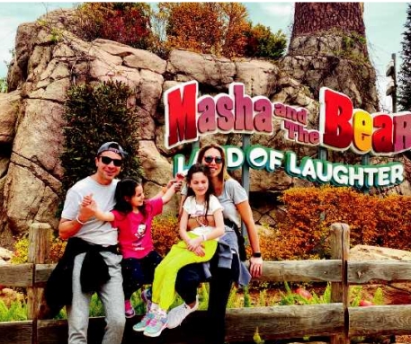 Burak, Defne, Derin, Melis Hatipoğlu