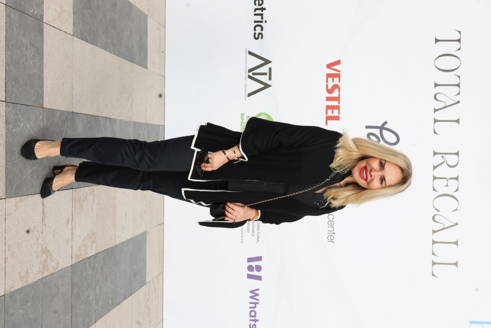 Müge Tezman Sırmabıyık