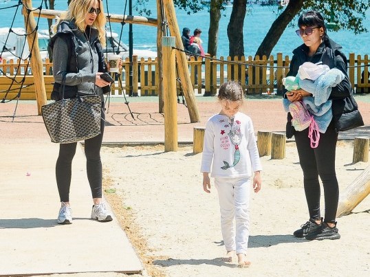 Anne-kız keyif yaptılar