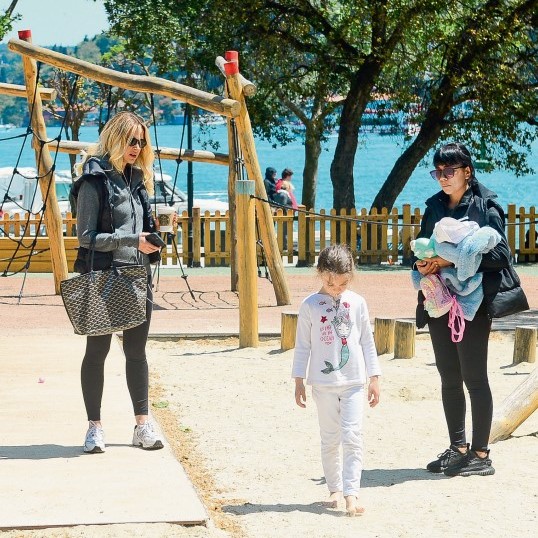 Anne-kız keyif yaptılar