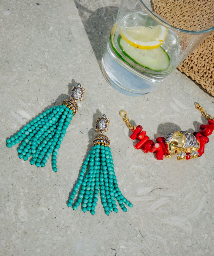 Lucca Beach, Begüm Khan’ın benzersiz mücevherleriyle birlikte bu yazı karşılamaya şimdiden hazır!