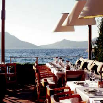 Bodrum manzarasında lezzet şöleni