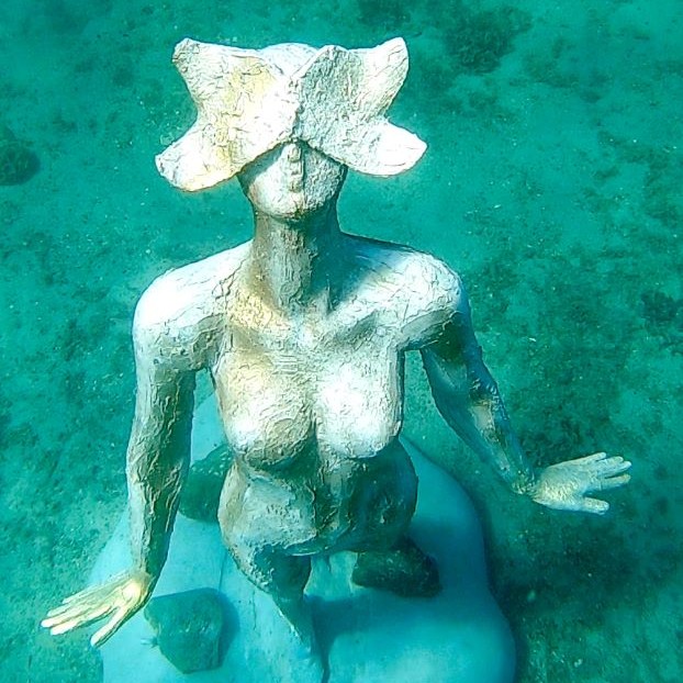 Denizin dibinde sanatla buluşma