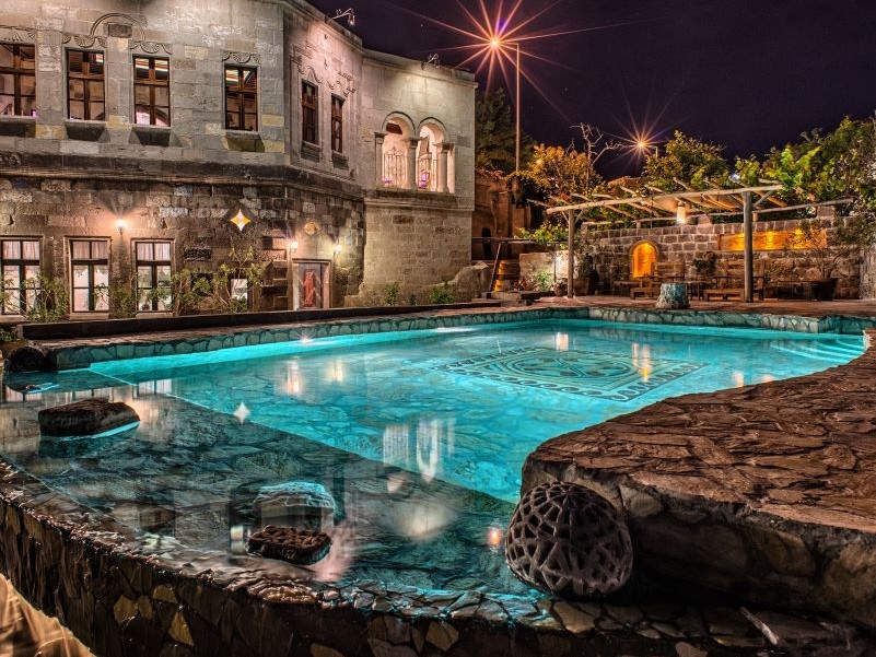 DÜNYANIN EN İYİ 50 LÜKS OTELİ ARASINA GİRDİ