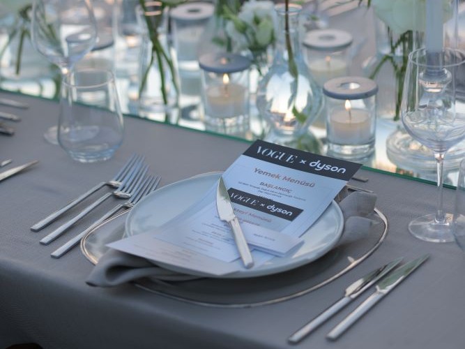 Dyson ve Vogue Türkiye’nin etkinliğine ünlü akını